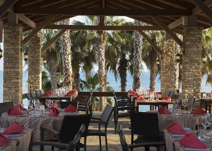 Arum Barut Collection